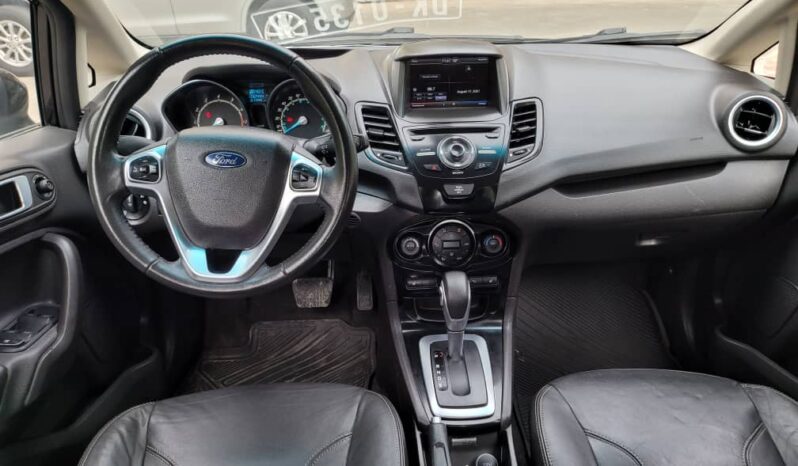 2014 Ford Fiesta Titanium complet
